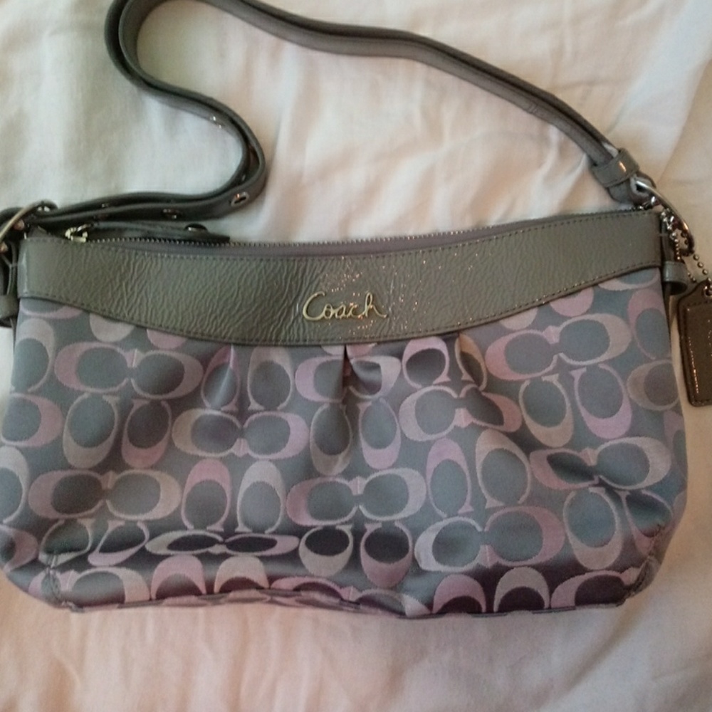 💥SALE💥⭐NWOT RARE COACH ASHLEY PURSE⭐ - Picture 1 of 8